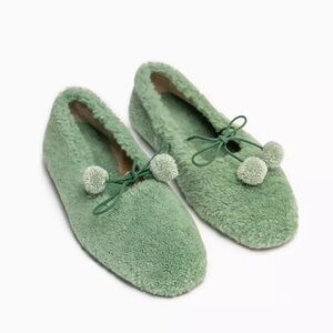 Sleeper Green Fuzzy Slippers